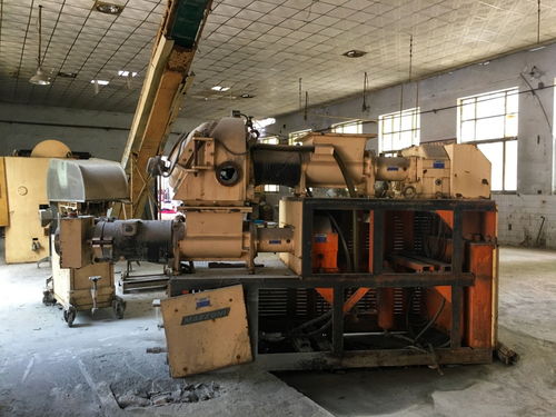 廢棄多年的鄭州老油化廠變身文創園,懷舊風 文藝范,快來打卡