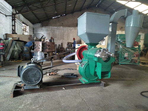 巴中市谷子碾米機(jī)價(jià)格解析 以臨沂大華機(jī)械廠金沙谷產(chǎn)品為例